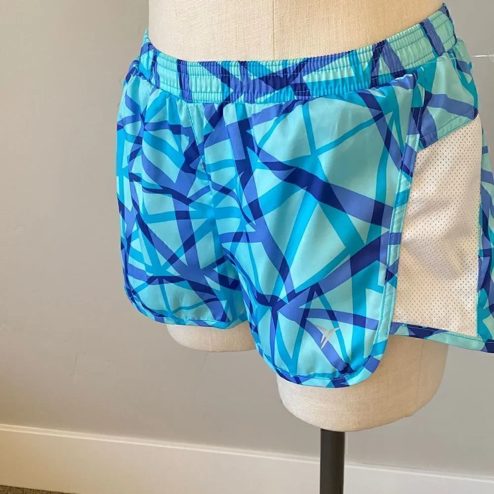 Old Navy Active-never worn with out tags